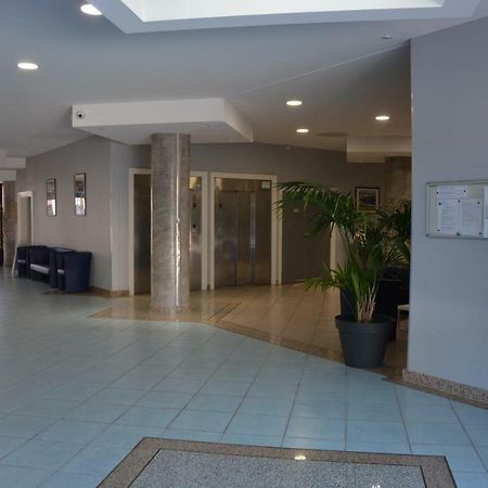 Appartement T2 De Standing Au Pied Des Plages Golfe-Juan Eksteriør billede
